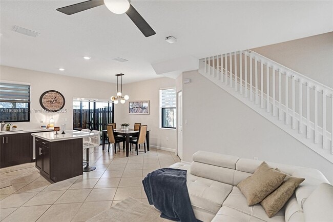 Building Photo - 391 NE 208th Terrace