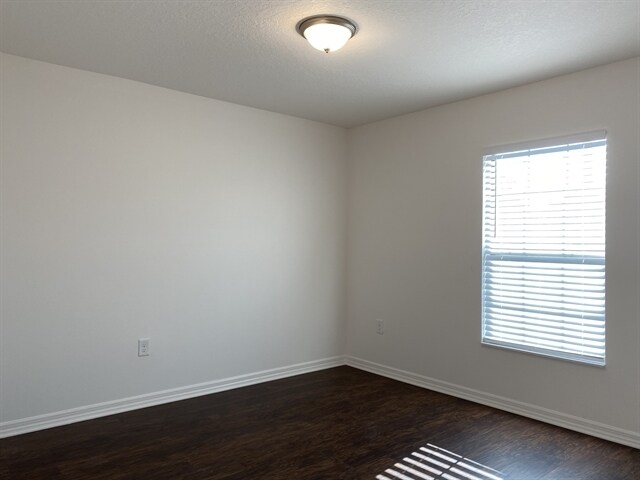 Building Photo - 1122 Brenton Leaf Dr