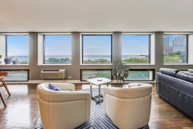 Building Photo - 1110 N Lake Shore Dr