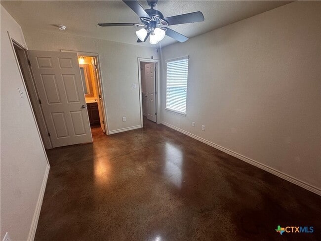 Building Photo - 1803 Indian Trail
