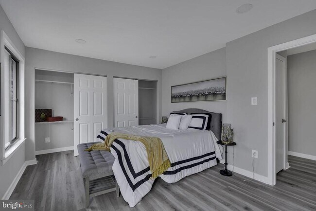 Building Photo - 10422 Woodbury Woods Ct