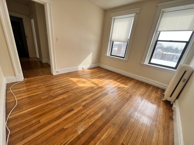 Building Photo - 1188 Commonwealth Ave