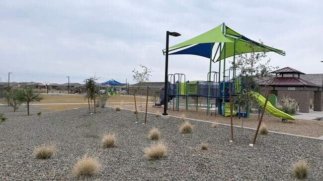 Building Photo - 15988 W Desert Spoon Dr