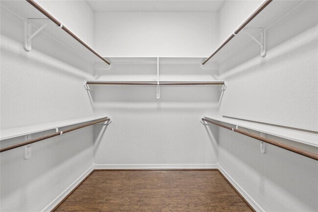 Building Photo - 3818 Springcrest Ln