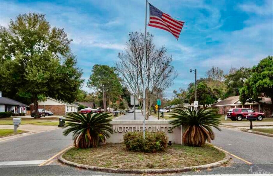 Building Photo - 4420 Eastpointe Dr