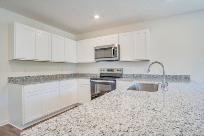 Building Photo - Price Just Reduced! Brand-New 3BR/2BA Home...