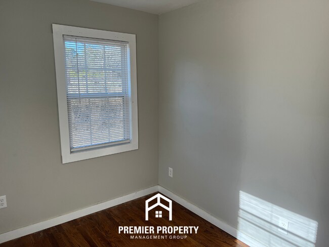 Building Photo - Spacious 4BR Decatur Home Near Huntsville w/ Vaulted Ceilings, 2-Car Garage & Fenced Yard