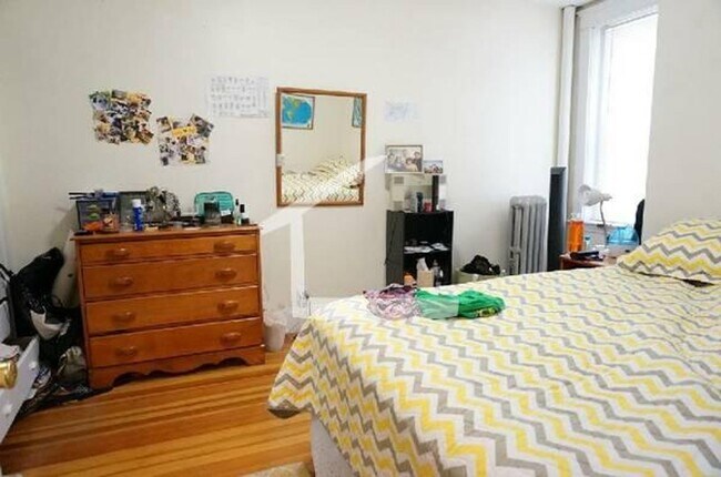 Building Photo - Two Bedroom //   Allston - Union Square