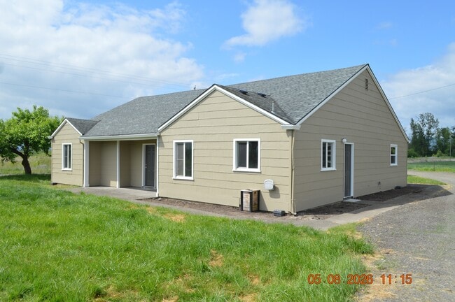 Building Photo - 36287 N Honeyman Rd