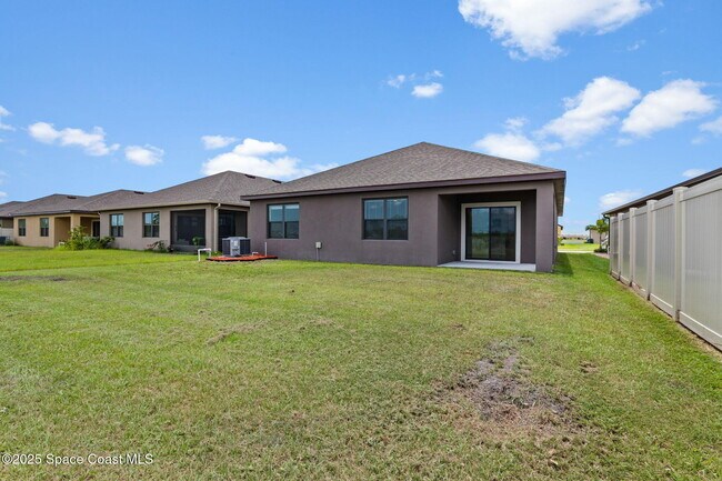 Building Photo - 2053 Farmhouse Rd SE