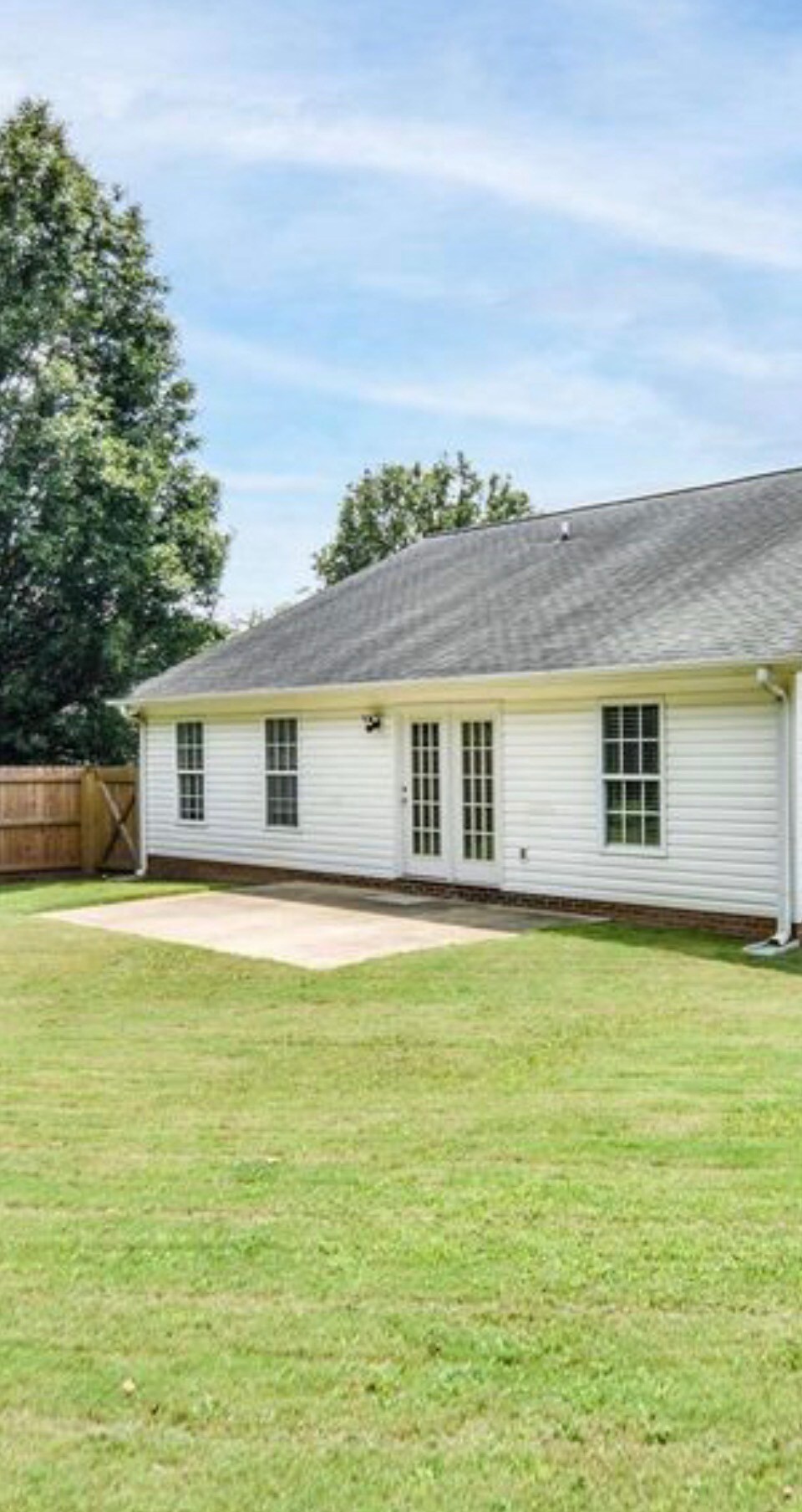 Building Photo - 27 Sweetland Ct