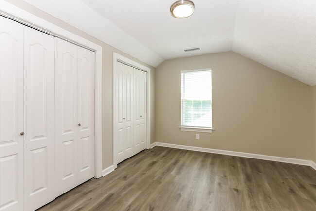 Building Photo - 1621 O Green Cove