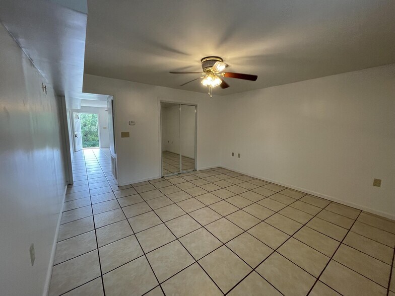 Building Photo - 119 Ridgecrest Cir