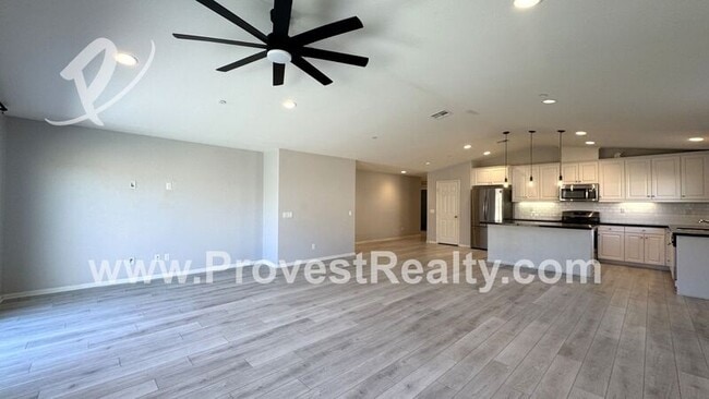 Building Photo - 13353 Evanston St