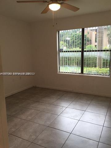 Building Photo - 10581 SW 155th Ct