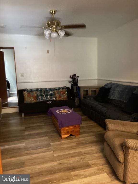 Building Photo - 210 W Gay St