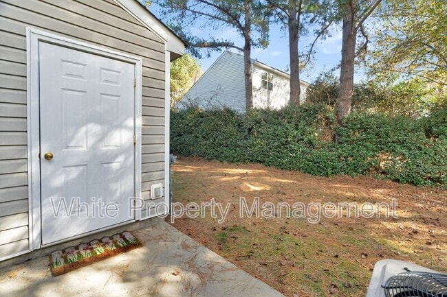 Building Photo - 12311 Bluestem Ln