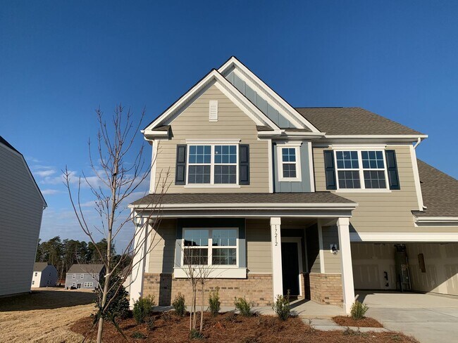 Building Photo - Resort life for your family in the Palisades!