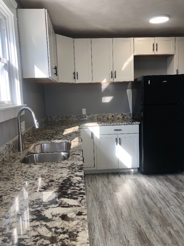 Building Photo - 36 Cliffdale Ave