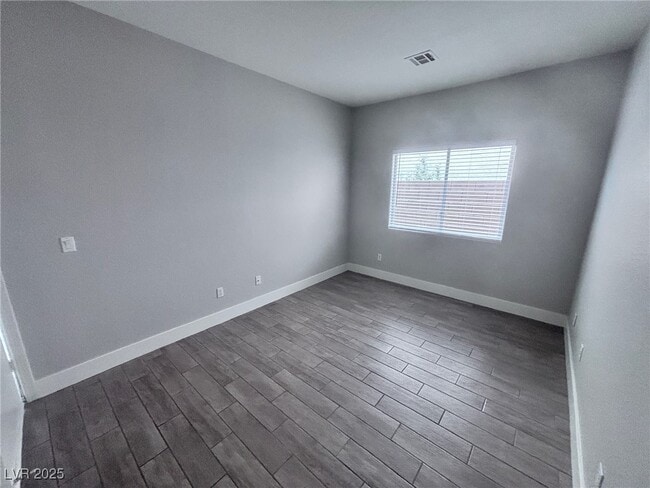 Building Photo - 7075 Russell Ranch Ave