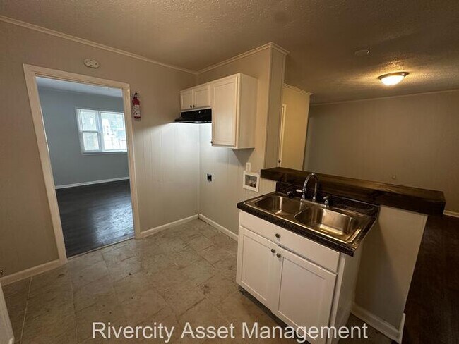 Building Photo - Frayser Beauty!!!!! Section 8 Friendly!!!!!