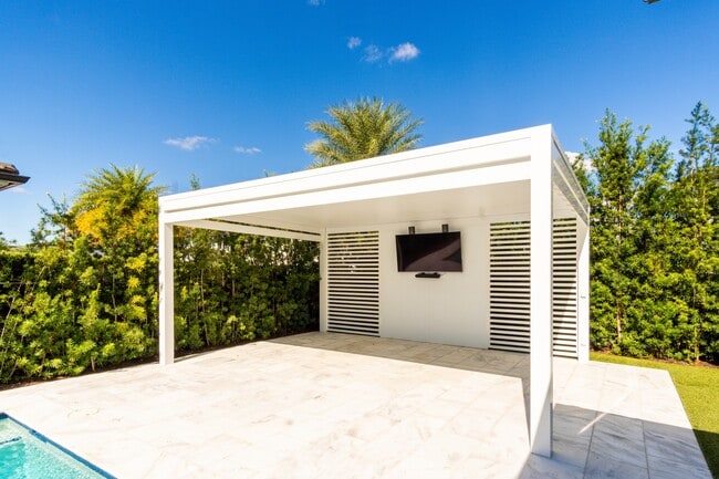 Building Photo - 2030 SW 145th Ave