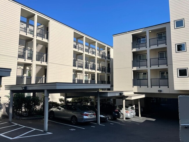 Building Photo - $500 off 1st months rent!!  Bright and Modern Northgate Condo!