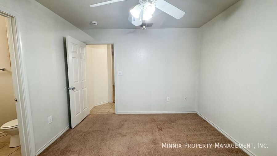 Building Photo - 5415 Marshall St