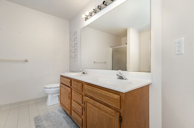 Building Photo - WATERFRONT RENTAL PROPERTY