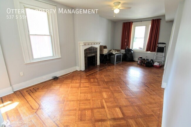 Building Photo - 537 S 55th St