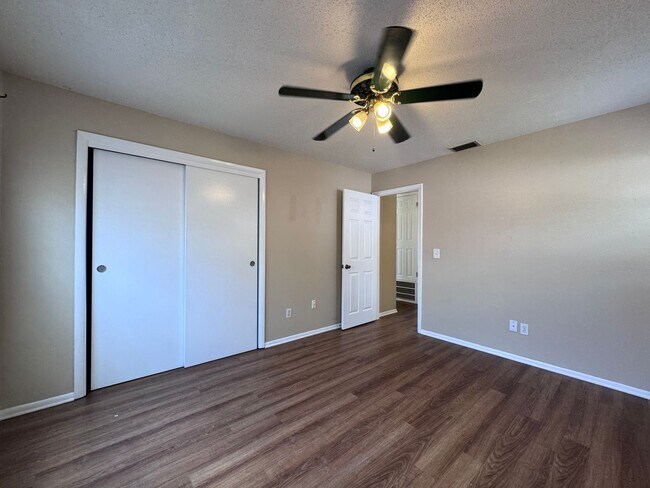 Building Photo - Charming 2BR/1BA Home in Casselberry