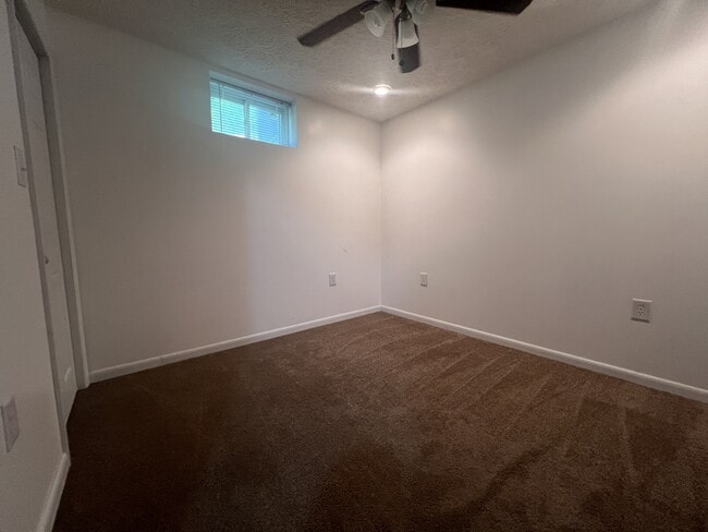 Building Photo - 328 Falcon Run