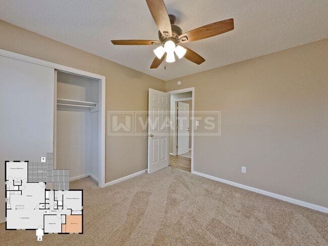 Building Photo - Great 4 Bedroom Split-Level Home in Heart of Hoover