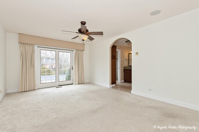 Building Photo - 756 Stonegate Rd