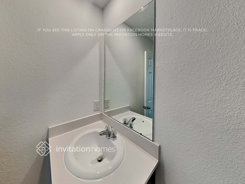 Building Photo - 18734 Faustina Way