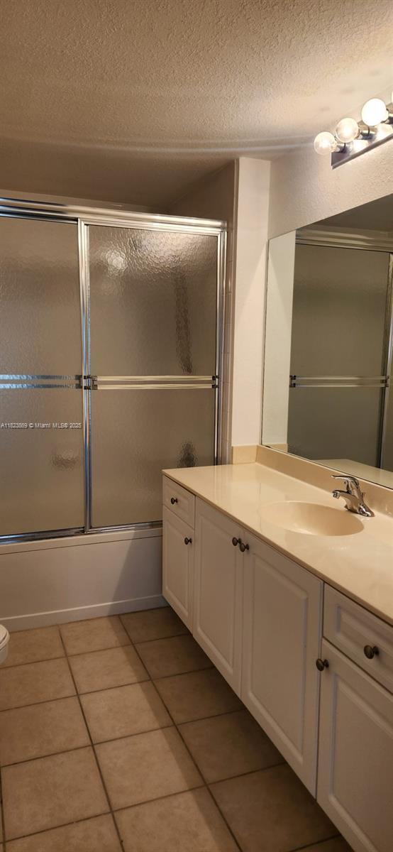 Building Photo - 2801 Sarento Pl
