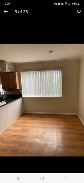 Dining room - 1310 Congress St SE