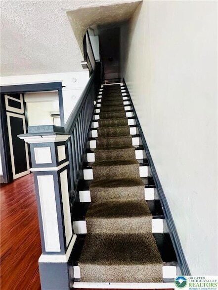 Building Photo - 637 N Penn St