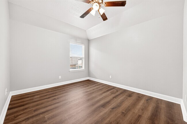 Building Photo - 20706 Calloway Crest Ct