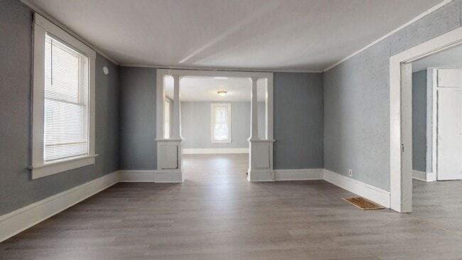 Building Photo - 3 bedroom, 1 1/2 bath in Mansfield!