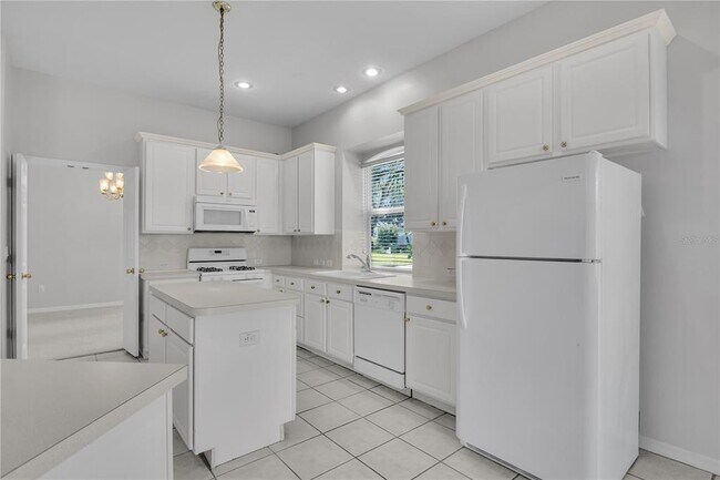 Building Photo - 18108 Sugar Brooke Dr