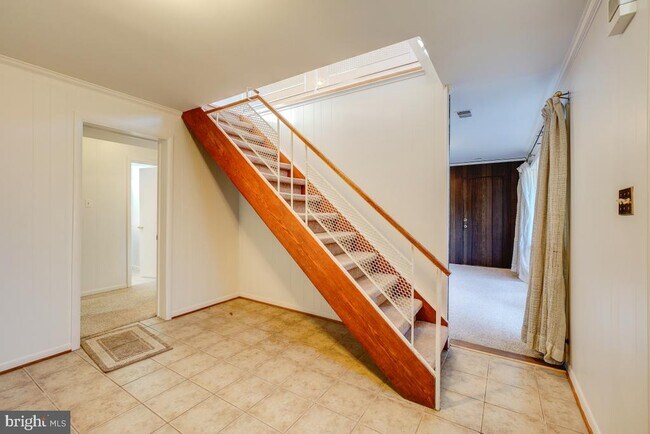 Building Photo - 13701 Arctic Ave