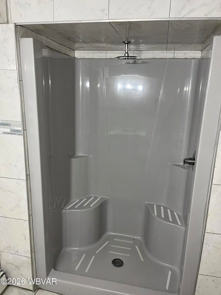 Building Photo - 336 Hastings St