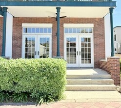 Building Photo - Downtown Pensacola Condo