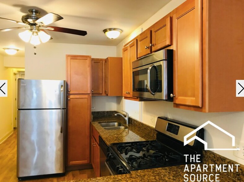 Building Photo - 2937 N Allen Ave