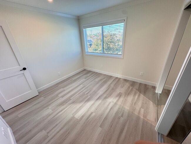 Building Photo - 23442 Kathryn Ave