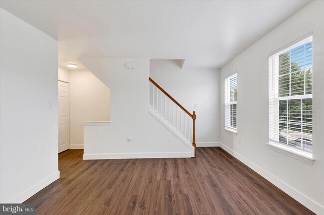 Building Photo - 1112 Hearthridge Ln
