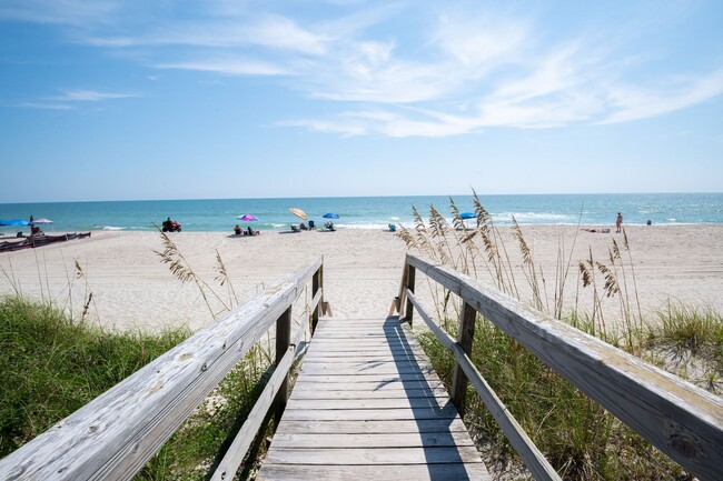 Building Photo - Salty Hammocks Oceanfront Condo Community