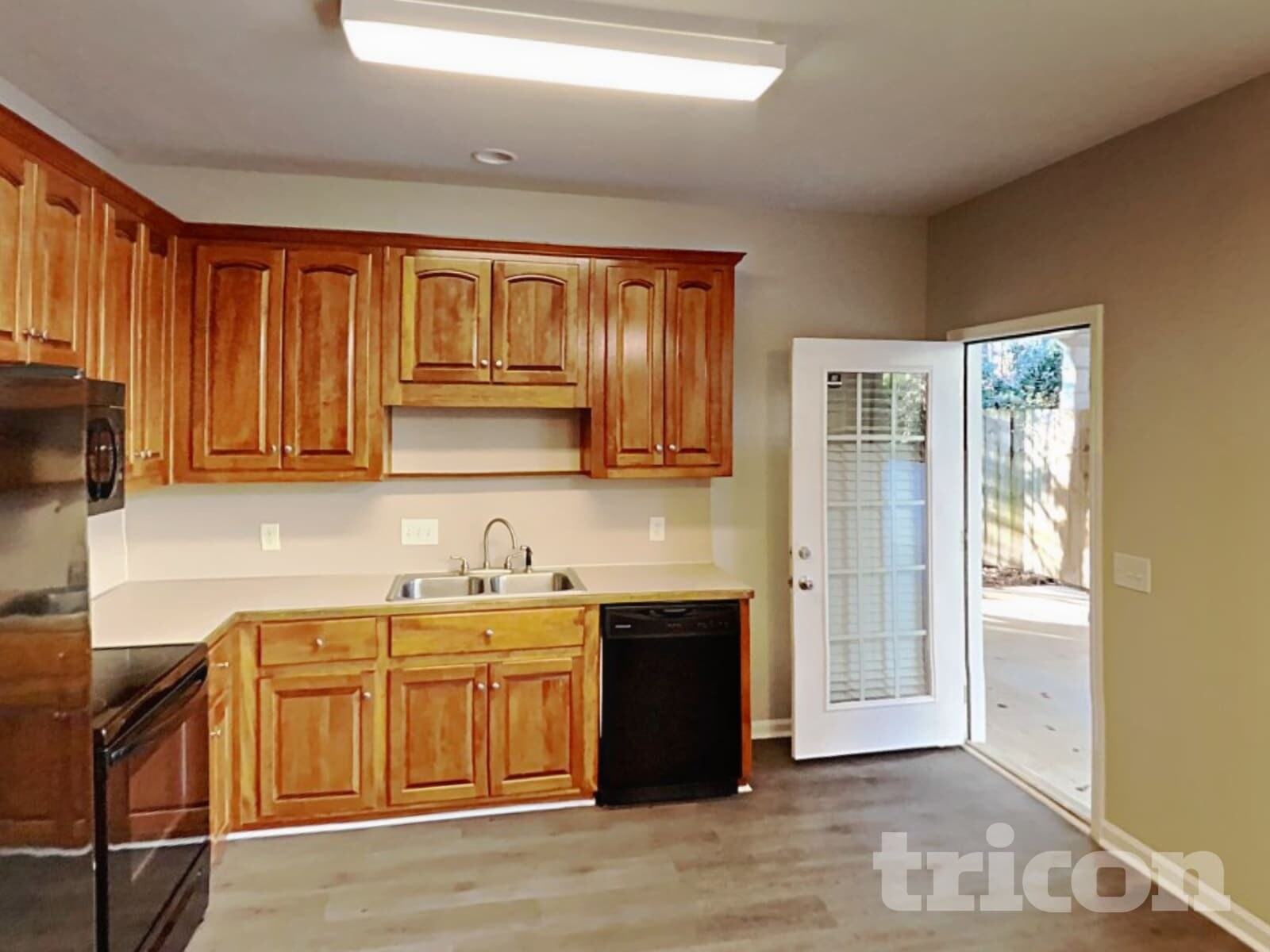 Building Photo - 104 Holcomb Manor Ct