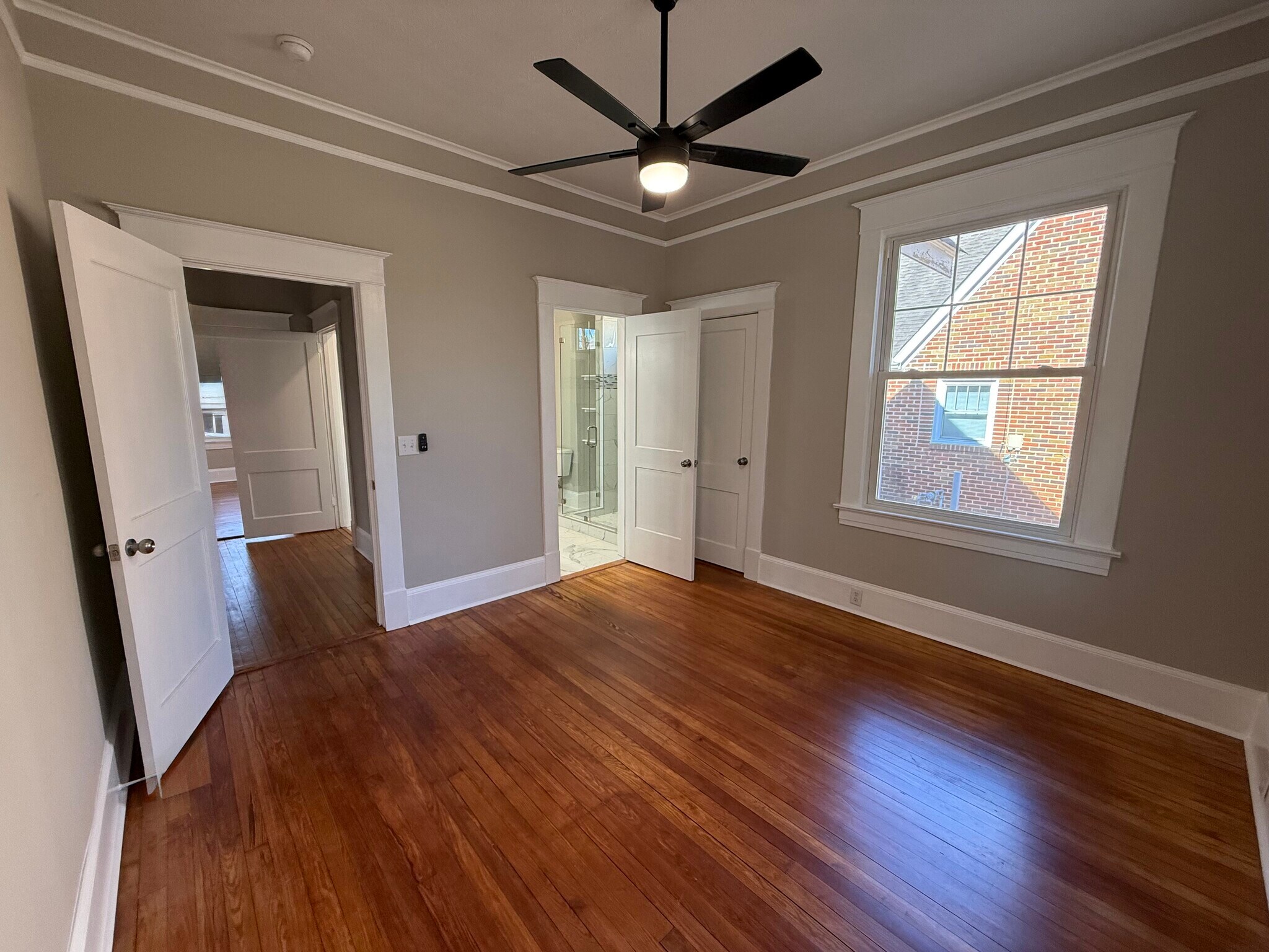 Building Photo - 1930 S Lumpkin St